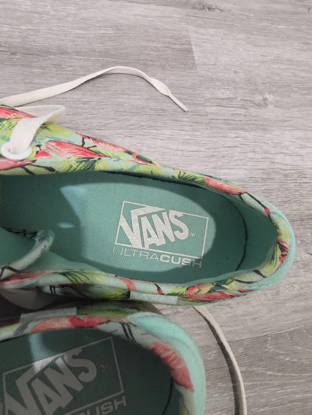 Vans Ultra Cush - Flamingo Tie Closure Shoes Sneakers Sz. 7.5 - NWOB - Picture 9 of 10